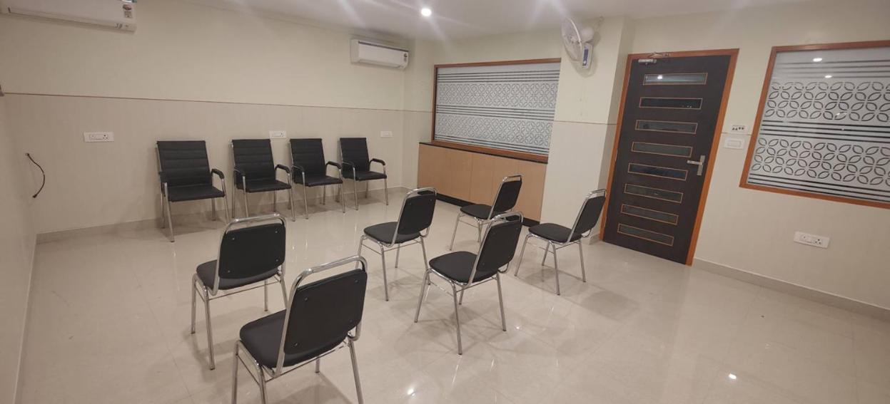 Nandhavanam A Business Class Residency Ченнаи Экстерьер фото